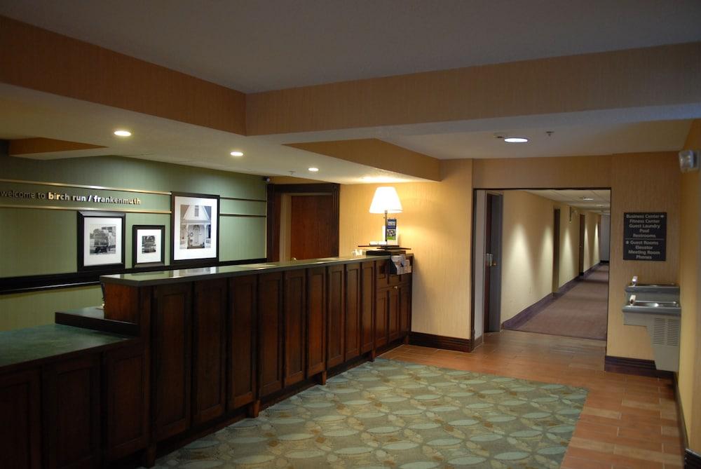 Hampton Inn Birch Run Zewnętrze zdjęcie