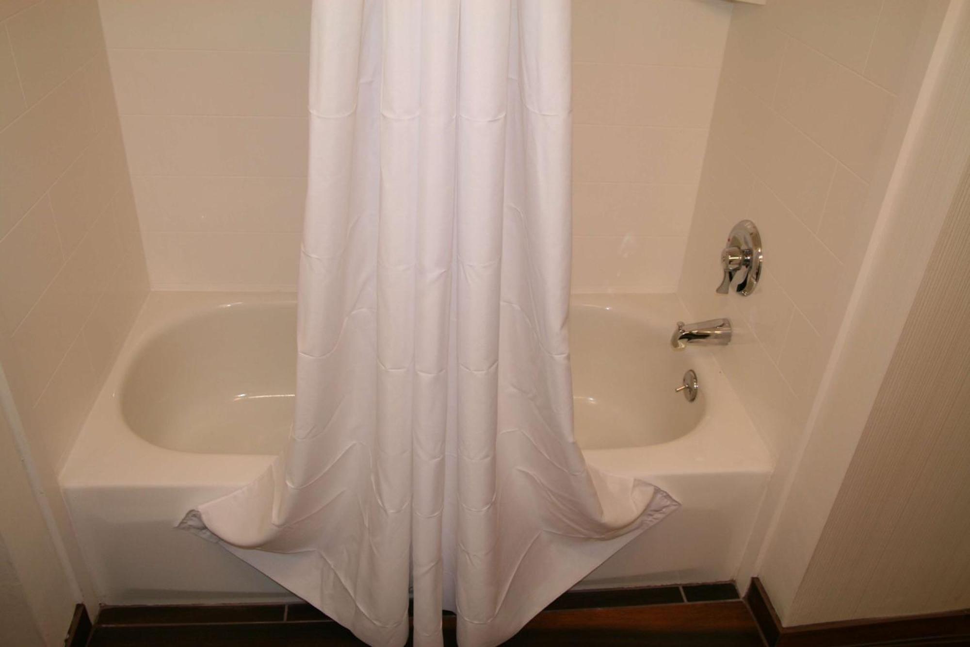 Hampton Inn Birch Run Zewnętrze zdjęcie
