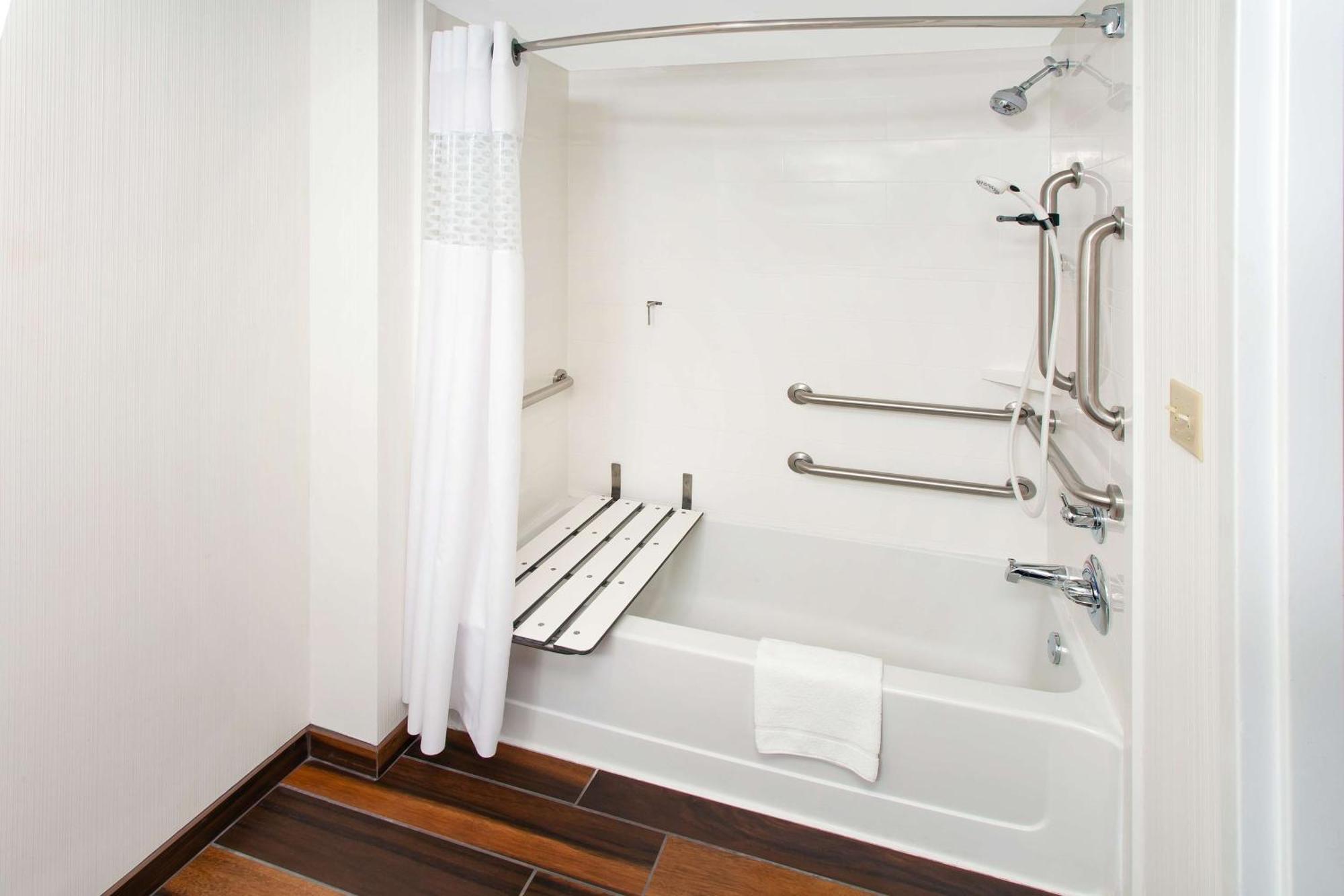 Hampton Inn Birch Run Zewnętrze zdjęcie